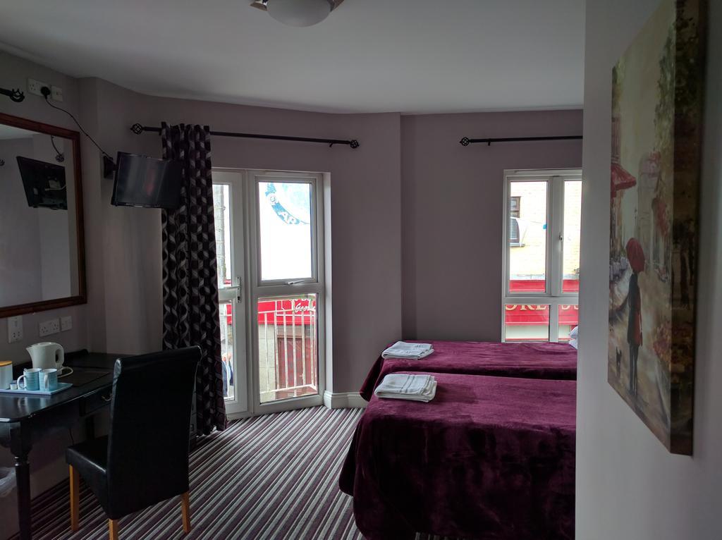 Galway Arms Inn Экстерьер фото